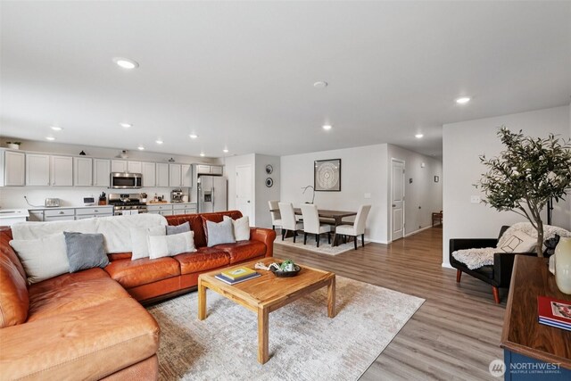 1423 Cascade St, Sultan, WA 98294 - living area featuring recessed lighting and light wood-style floors