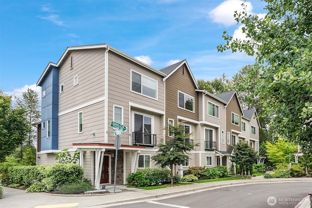 4239 NE 3rd Ln, Renton, WA 98059 - view of front of property