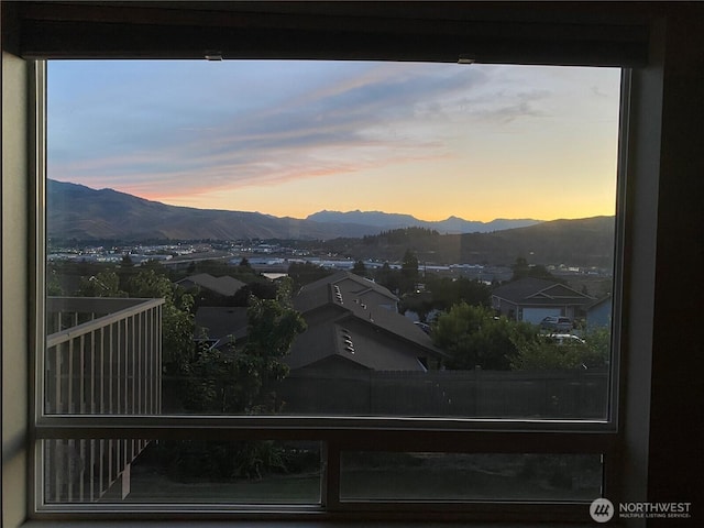 3950 NE Vis Del Rey Dr, East Wenatchee, WA 98802 - photo 8