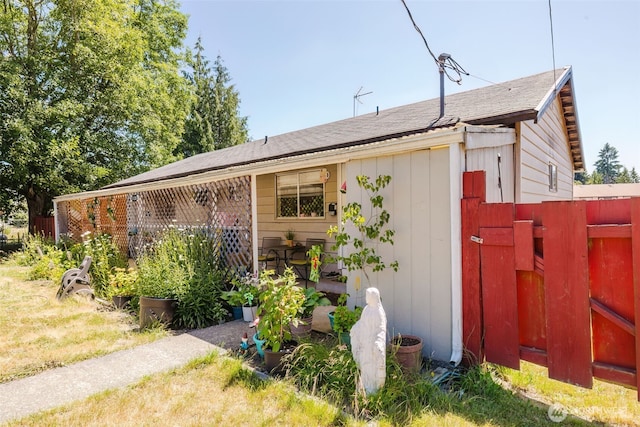 1135 Callahan Dr Unit A & B, Bremerton, WA 98310 - photo 1