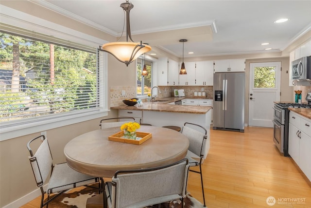 9557 6th Ave NW, Seattle, WA 98117 - photo 8
