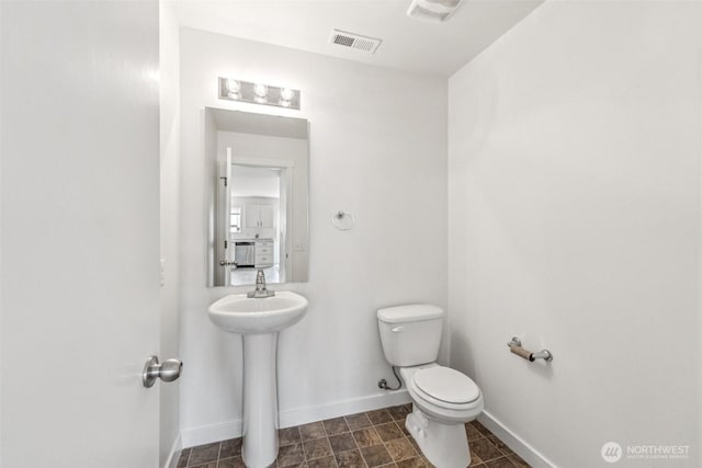 29775 218th Pl SE, Kent, WA 98042 - bathroom featuring toilet and baseboards