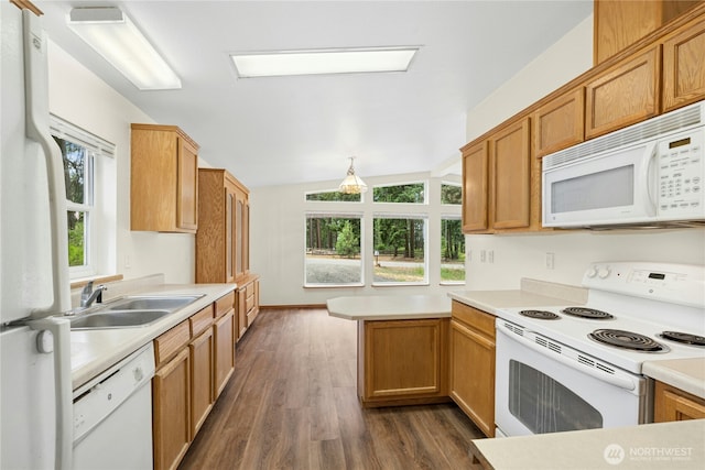1810 Casassa Rd, Cle Elum, WA 98922 - kitchen with white appliances, light countertops, dark wood-style flooring, a peninsula, and lofted ceiling