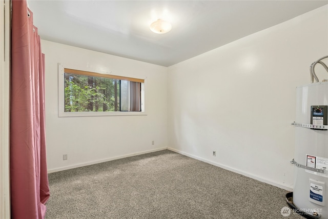 1810 Casassa Rd, Cle Elum, WA 98922 - empty room featuring strapped water heater and carpet