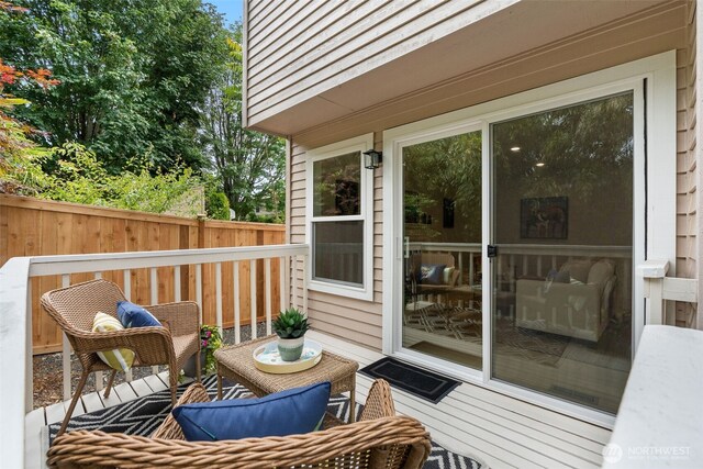 301 236th Pl SW, Bothell, WA 98021 - view of wooden deck