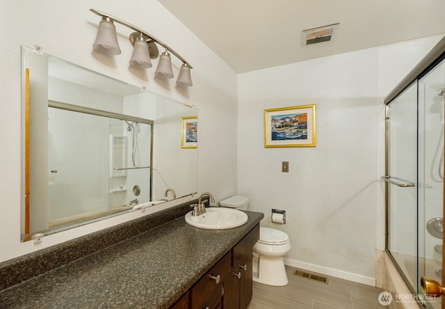 1847 N 183rd St, Shoreline, WA 98133 - full bath featuring vanity and bath / shower combo with glass door