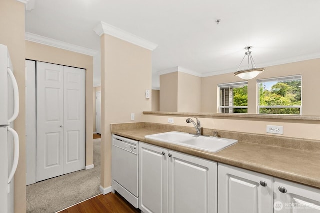 33020 10th Ave SW Unit 301, Federal Way, WA 98023 - kitchen featuring white appliances, white cabinets, ornamental molding, dark wood-style flooring, and hanging light fixtures