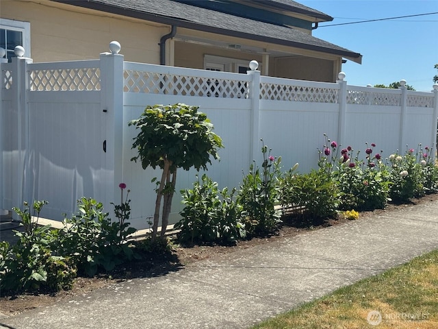 518 Edson St, Lynden, WA 98264 - photo 3