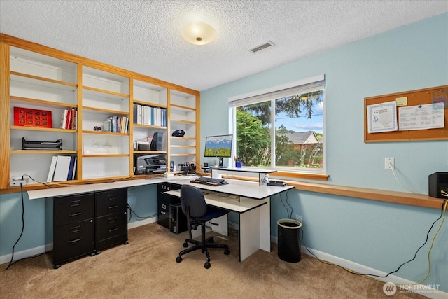 14416 4th Ave E, Tacoma, WA 98445 - office area with light colored carpet and a textured ceiling