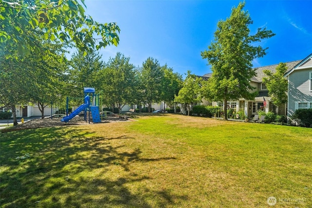 22727 NE 4th Pl Unit 117, Sammamish, WA 98074 - view of green lawn with a playground