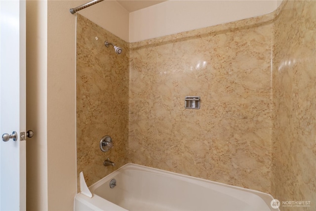 230 SW Clark St Unit C203, Issaquah, WA 98207 - full bathroom with shower / washtub combination