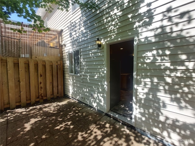 6907 Rainier Dr E Unit 1B, Everett, WA 98203 - doorway to property