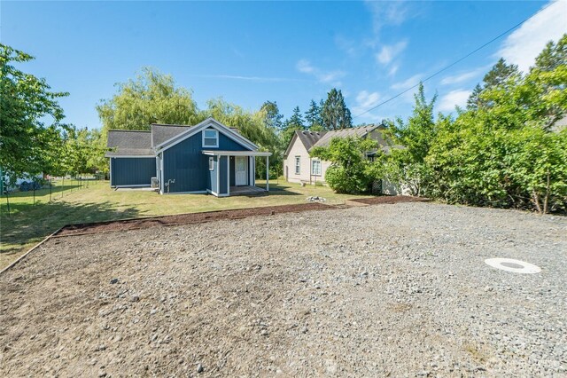 462 G St, Blaine, WA 98230 - rear view of house