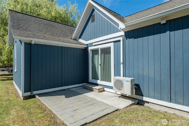 462 G St, Blaine, WA 98230 - entrance to property with a patio and roof with shingles