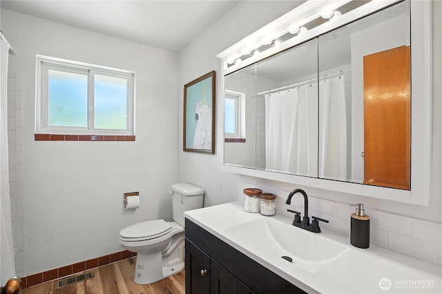 8457 Renton Ave S, Seattle, WA 98118 - photo 15