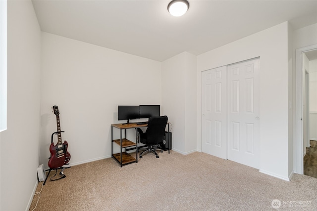 20122 102nd Ave SE, Kent, WA 98031 - carpeted office featuring baseboards