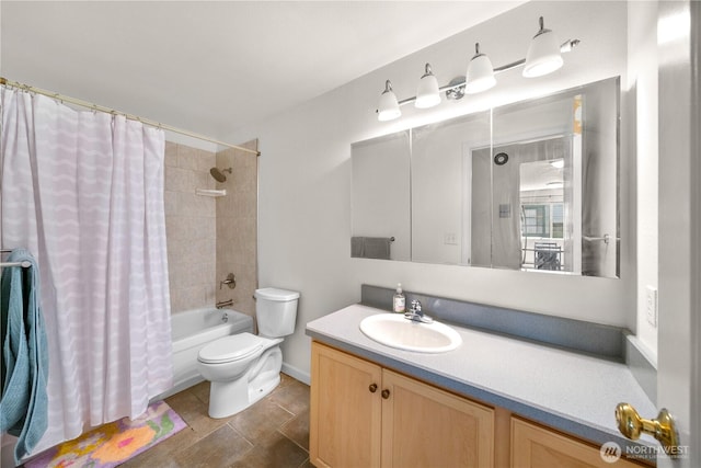 11556 Greenwood Ave N Unit 105, Seattle, WA 98133 - full bathroom featuring shower / tub combo and vanity