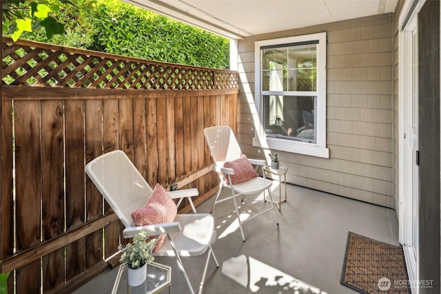 10549 Stone Ave N Unit 101, Seattle, WA 98133 - view of patio / terrace