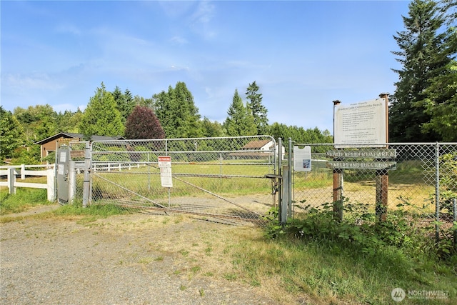 18844 SE 214th St, Renton, WA 98058 - view of gate