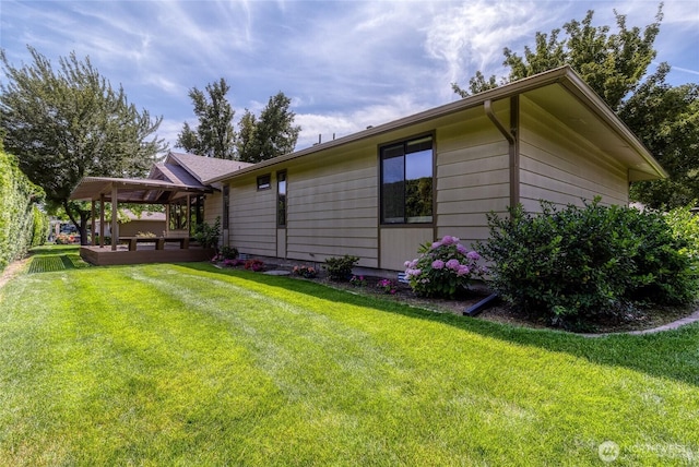 1382 Highland Rd, Walla Walla, WA 99362 - view of property exterior featuring a yard