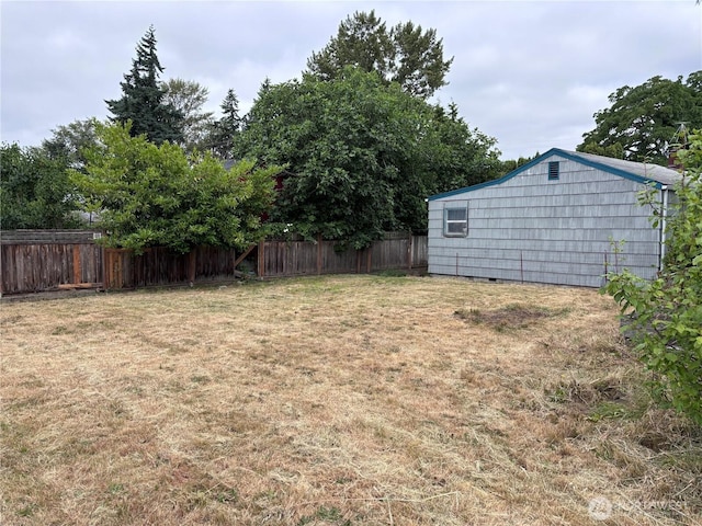 8020 S D St, Tacoma, WA 98408 - view of fenced backyard