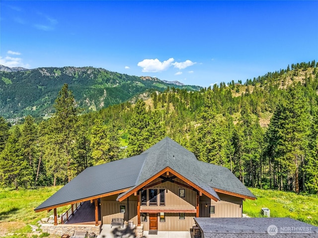 239 Foxridge Ln, Leavenworth, WA 98826 - view of mountain backdrop with a heavily wooded area