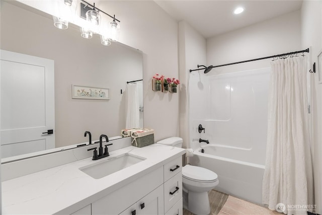 10 Coyote Rd, Montesano, WA 98563 - full bath with vanity, shower / bath combination with curtain, recessed lighting, and wood finished floors