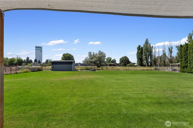 11389 Thompson Rd NE, Moses Lake, WA 98837 - view of yard with a storage unit