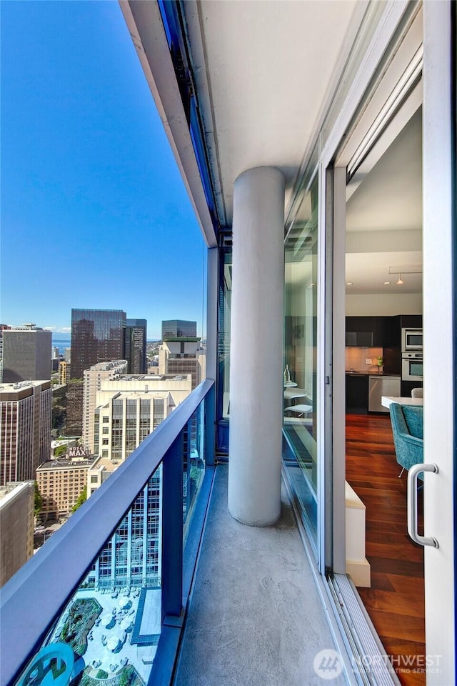737 Olive Way Unit 3110, Seattle, WA 98101 - balcony with a view of city
