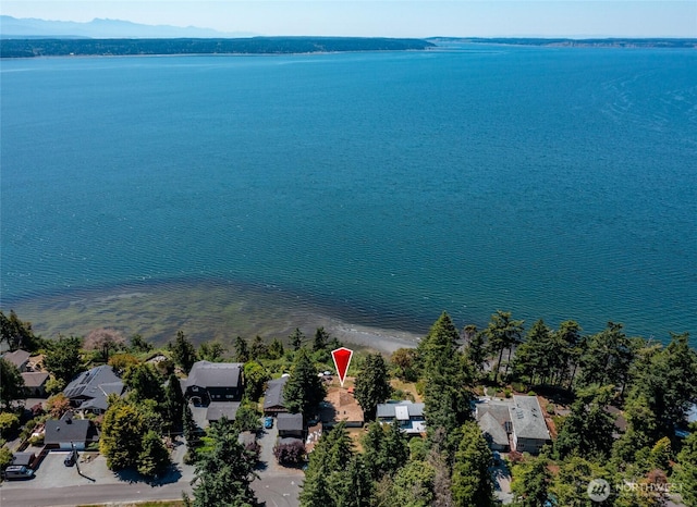 10 Edgewater Dr, Camano Island, WA 98282 - photo 2