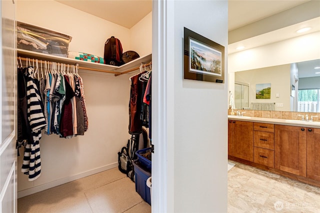 31 Nimbus Ln, Sequim, WA 98382 - spacious closet featuring a sink