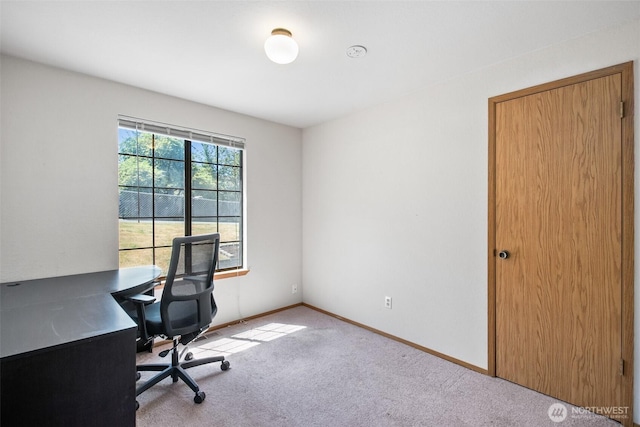 2528 S 363rd St, Federal Way, WA 98003 - unfurnished office featuring carpet floors and baseboards