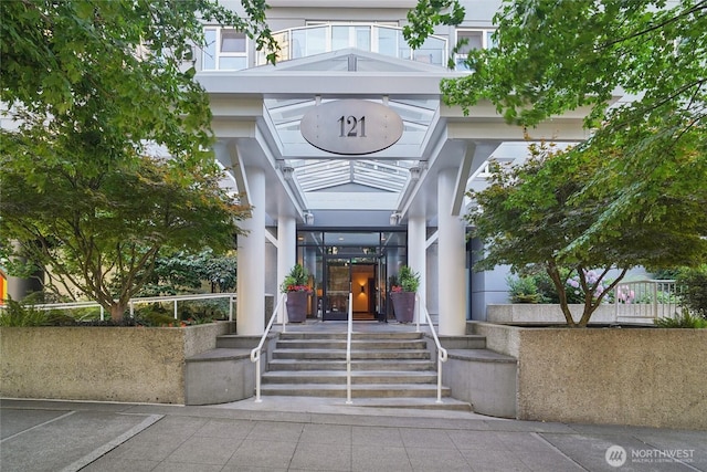 121 Vine St Unit 402, Seattle, WA 98121 - doorway to property