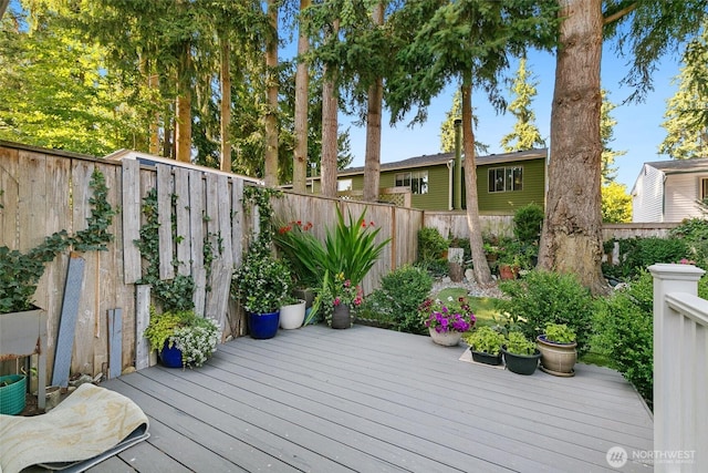 13216 NE 138th Pl, Kirkland, WA 98034 - deck featuring a fenced backyard