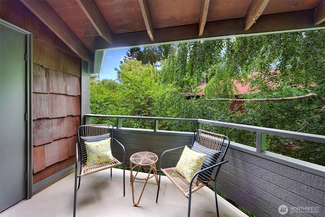 8941 Ravenna Ave NE, Seattle, WA 98115 - view of balcony