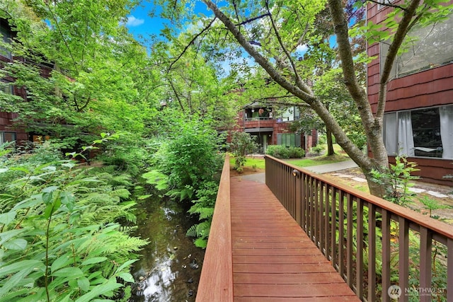 8941 Ravenna Ave NE, Seattle, WA 98115 - view of home's community