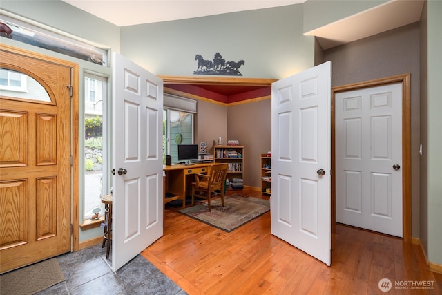 3205 Shelly Hill Rd, Mount Vernon, WA 98274 - foyer featuring light wood-style floors and baseboards