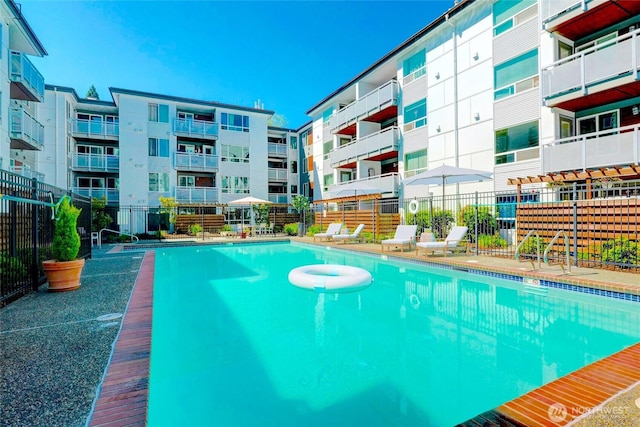 10501 8th Ave NE Unit 334, Seattle, WA 98125 - view of community pool