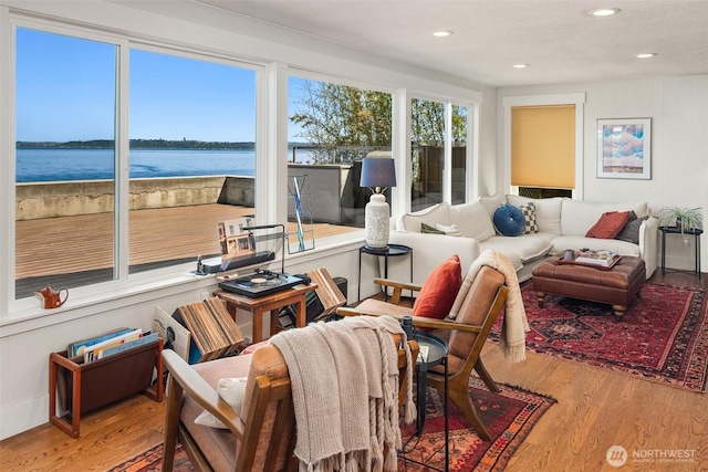 10843 Point Vashon Dr SW, Vashon, WA 98070 - sunroom with a water view