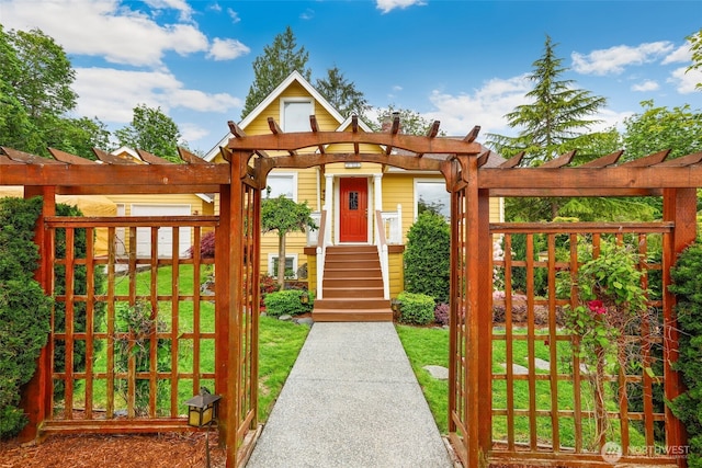 3706 Upland Ave, Everett, WA 98203 - view of front of home with a pergola