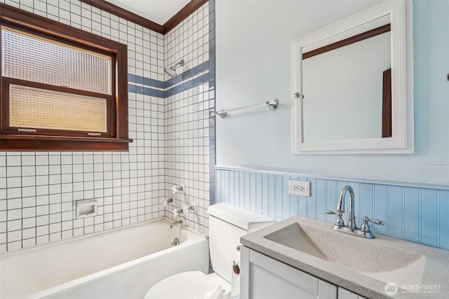3706 Upland Ave, Everett, WA 98203 - full bath featuring vanity, shower / washtub combination, and a wainscoted wall