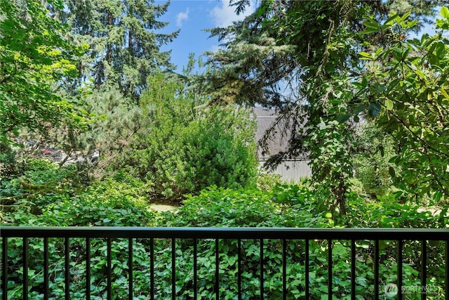 13932 NE 60th St Unit 150, Redmond, WA 98052 - view of balcony