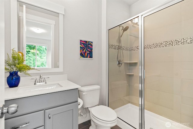 305 Field Pl SE, Renton, WA 98059 - full bathroom with a stall shower and vanity
