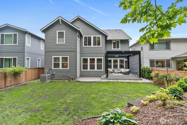 305 Field Pl SE, Renton, WA 98059 - back of house featuring a patio and a fenced backyard