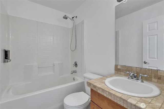 7003 Radius Loop SE, Lacey, WA 98513 - bathroom with shower / tub combination and vanity