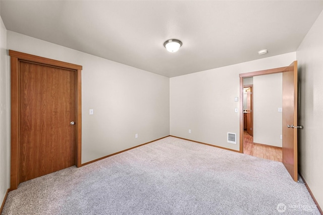1422 Lincoln St, Bellingham, WA 98229 - unfurnished bedroom featuring carpet floors and baseboards