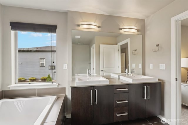 5624 S 344th Ct, Auburn, WA 98001 - bathroom featuring double vanity and a bath