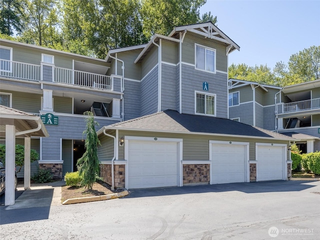 12712 Admirality Way Unit A104, Everett, WA 98204 - photo 1