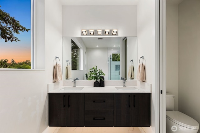 5404 26th Ave SW, Seattle, WA 98106 - full bath with double vanity and an enclosed shower