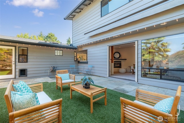 11627 NE 75th St, Kirkland, WA 98033 - view of patio featuring outdoor lounge area